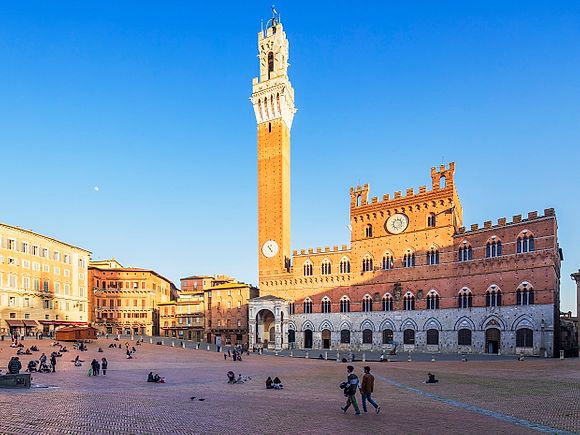 Focus > Piazza del Campo in Siena The most famous places in Italy: exclusive images from Simephoto
