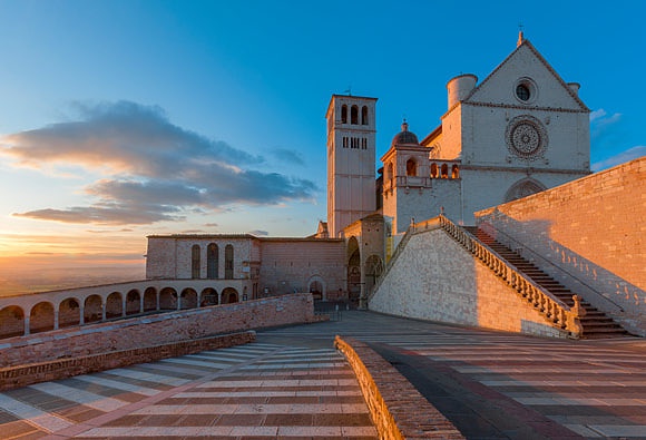 Focus > Basilica of San Francesco d'Assisi The most famous places in Italy: exclusive images from Simephoto